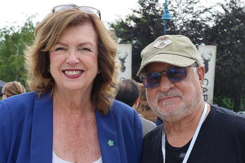 Mayor: Carolyn Parrish and Joey Cee